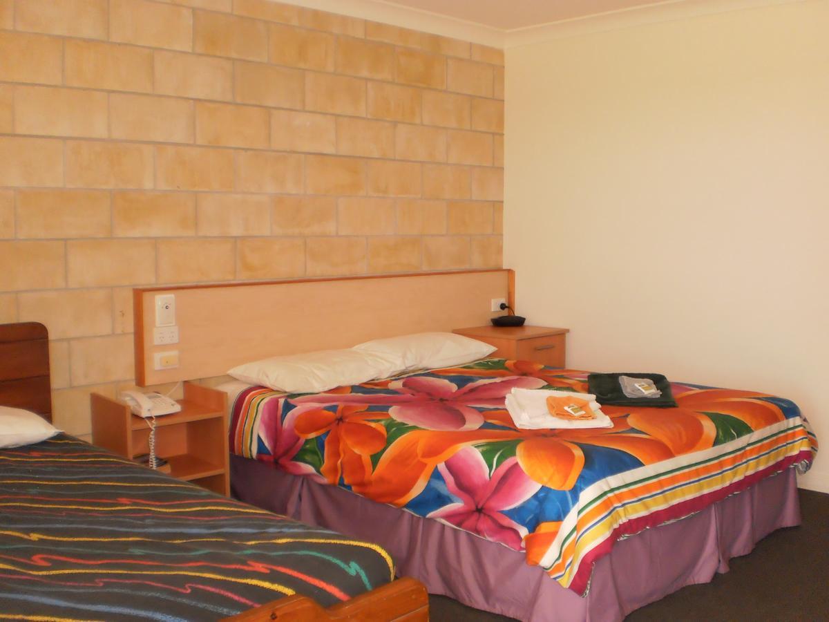 Country View Motel Ilbilbie Luaran gambar